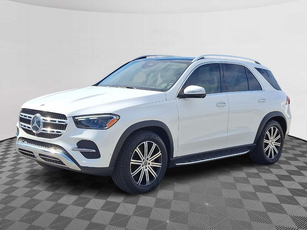 used 2024 Mercedes-Benz GLE 450 car, priced at $62,900