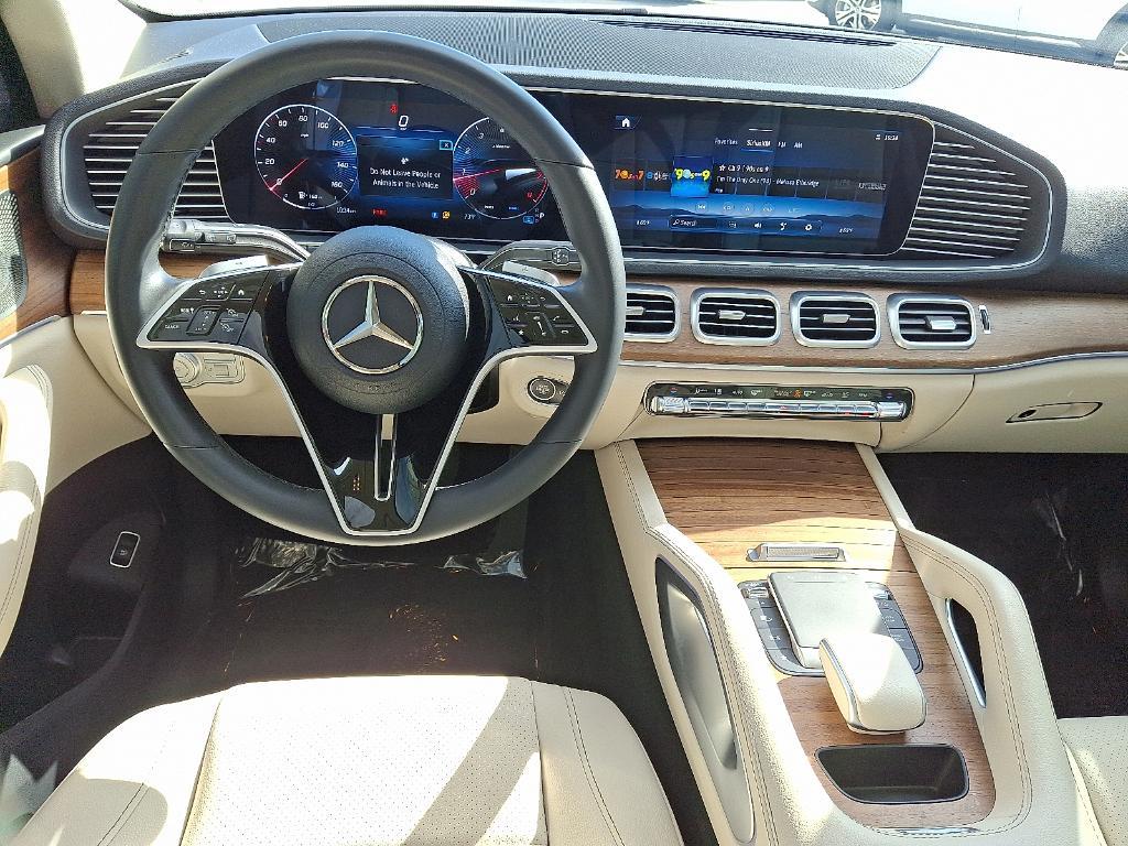 used 2024 Mercedes-Benz GLE 450 car, priced at $62,900