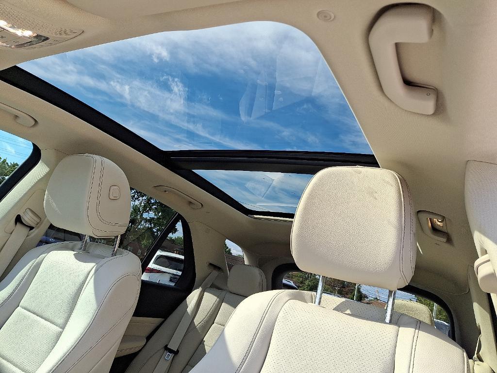 used 2024 Mercedes-Benz GLE 450 car, priced at $62,900