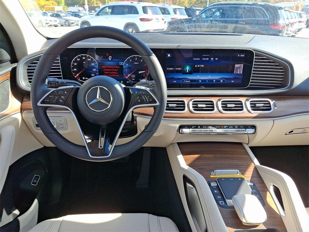 new 2025 Mercedes-Benz GLE 350 car, priced at $67,135