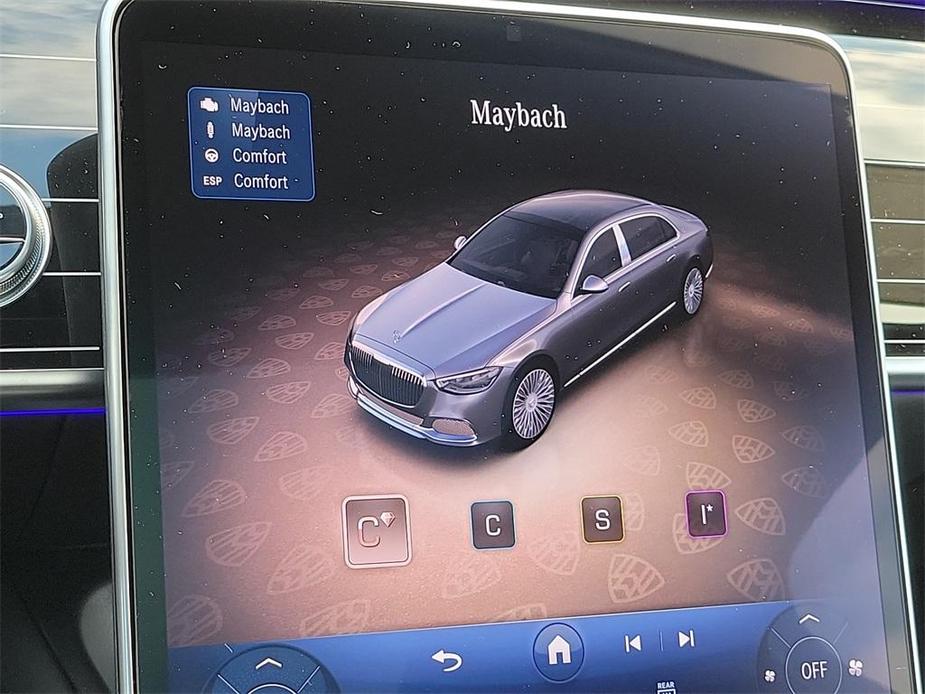 new 2024 Mercedes-Benz Maybach S 680 car, priced at $252,405