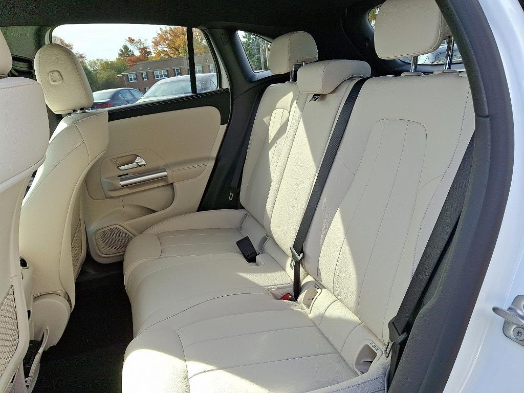 used 2025 Mercedes-Benz GLA 250 car, priced at $40,900