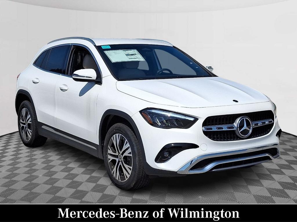 new 2025 Mercedes-Benz GLA 250 car, priced at $44,250