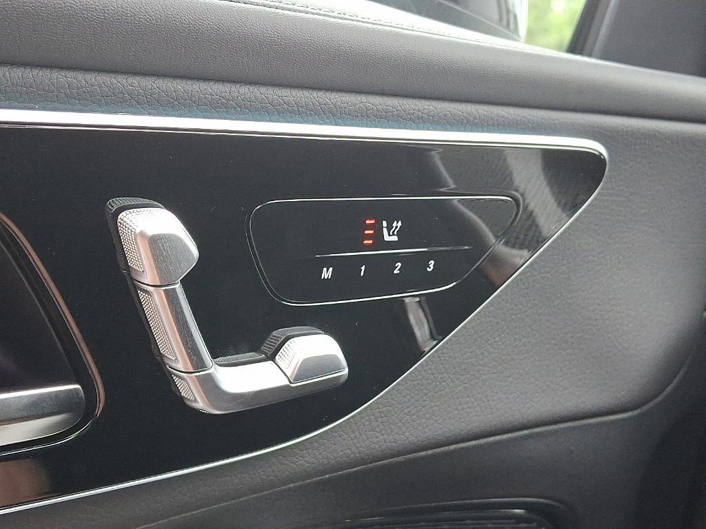 new 2026 Mercedes-Benz GLC 300 car, priced at $59,020