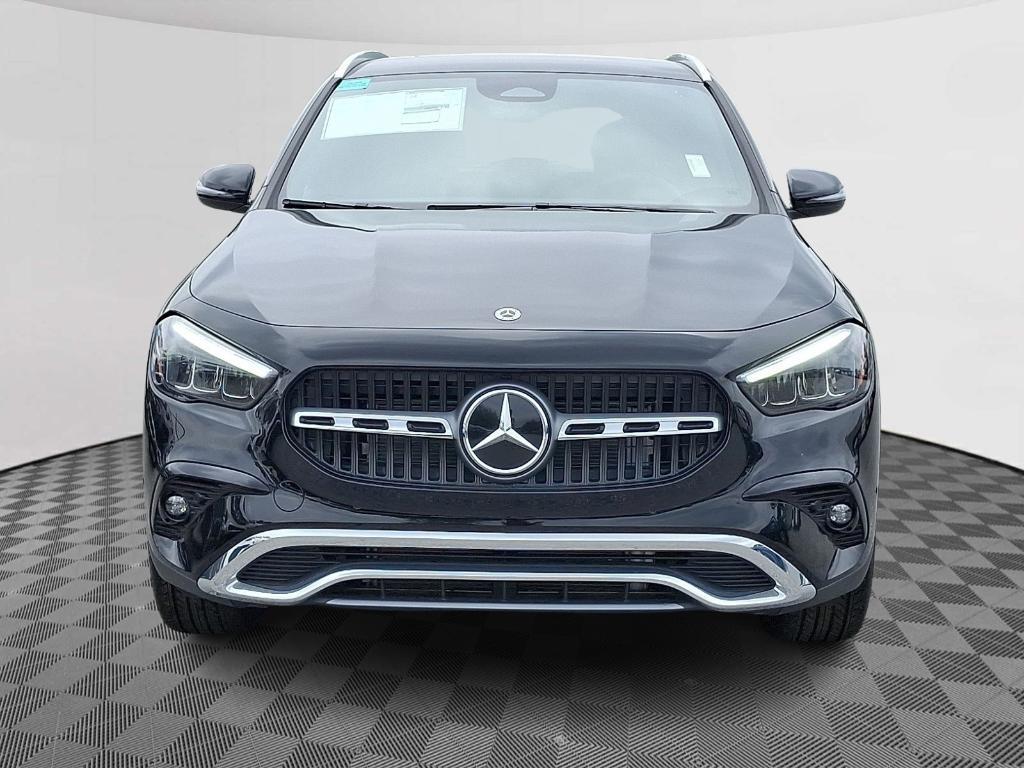 new 2025 Mercedes-Benz GLA 250 car, priced at $47,295