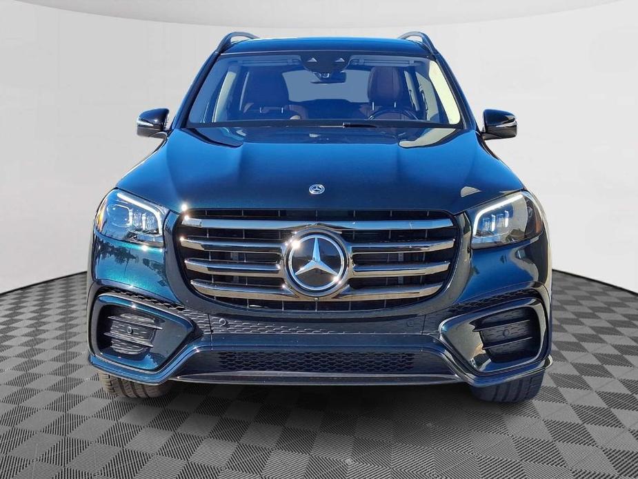 used 2024 Mercedes-Benz GLS 580 car