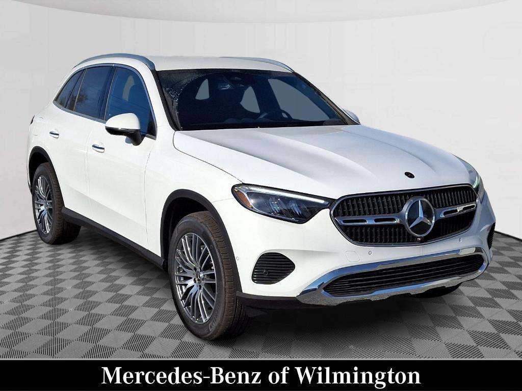 new 2025 Mercedes-Benz GLC 300 car, priced at $53,385