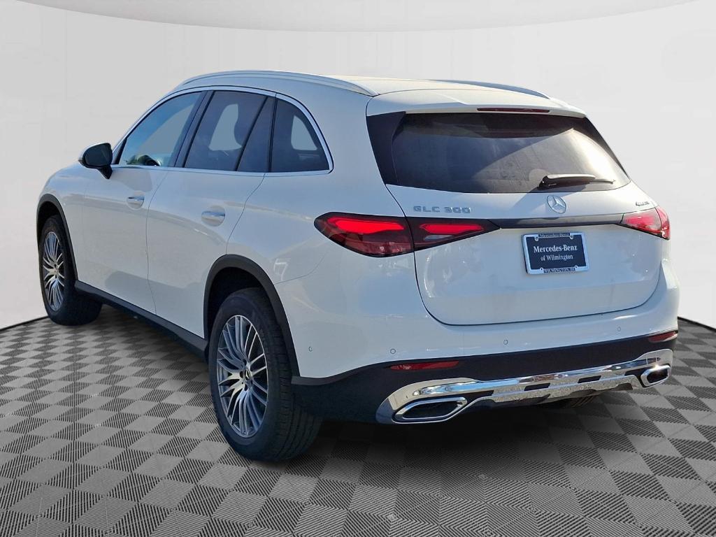 new 2025 Mercedes-Benz GLC 300 car, priced at $53,385