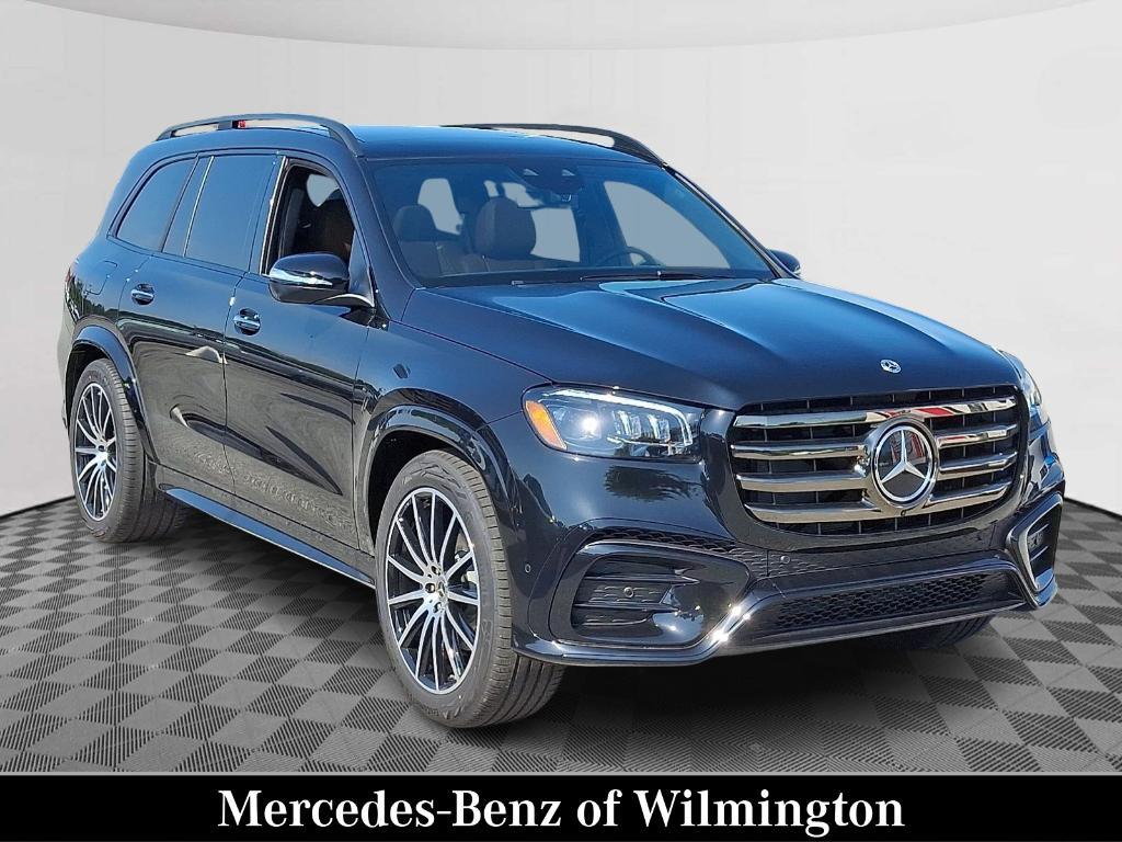 new 2025 Mercedes-Benz GLS 450 car