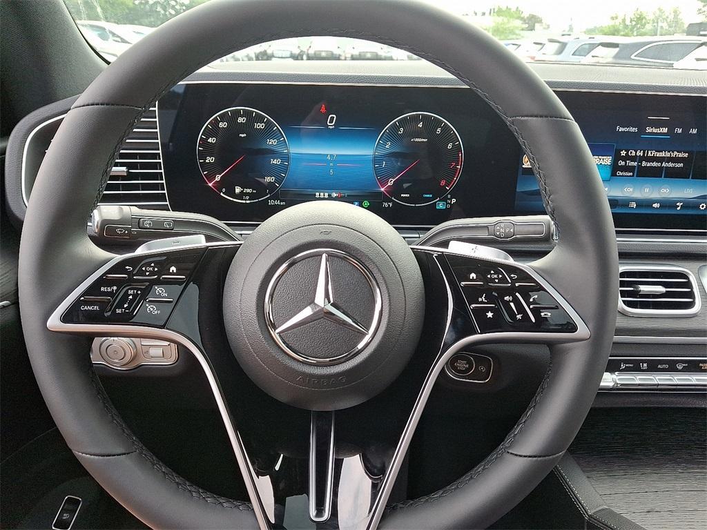 new 2025 Mercedes-Benz GLE 450 car, priced at $73,965