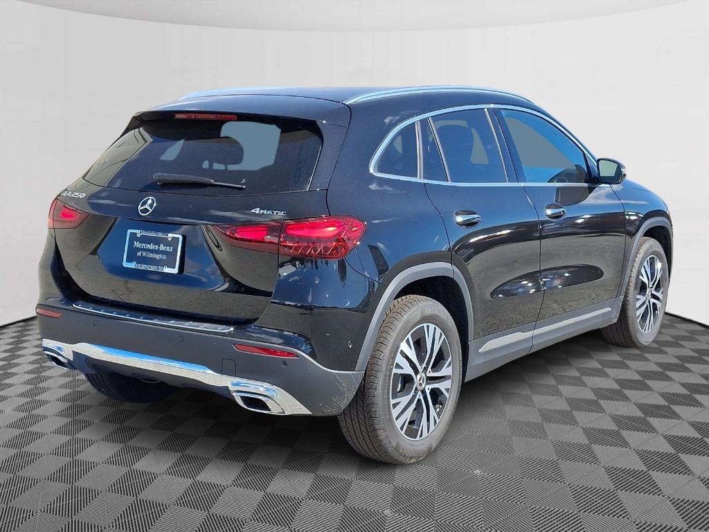 new 2025 Mercedes-Benz GLA 250 car, priced at $47,295