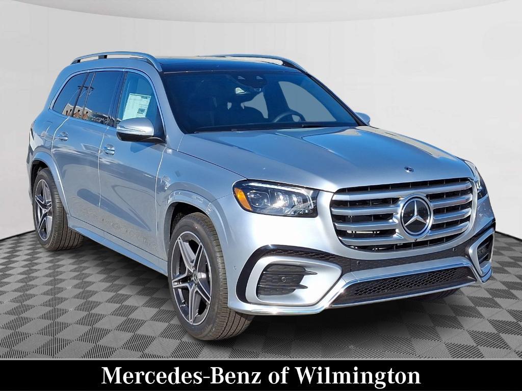 new 2025 Mercedes-Benz GLS 450 car, priced at $95,365