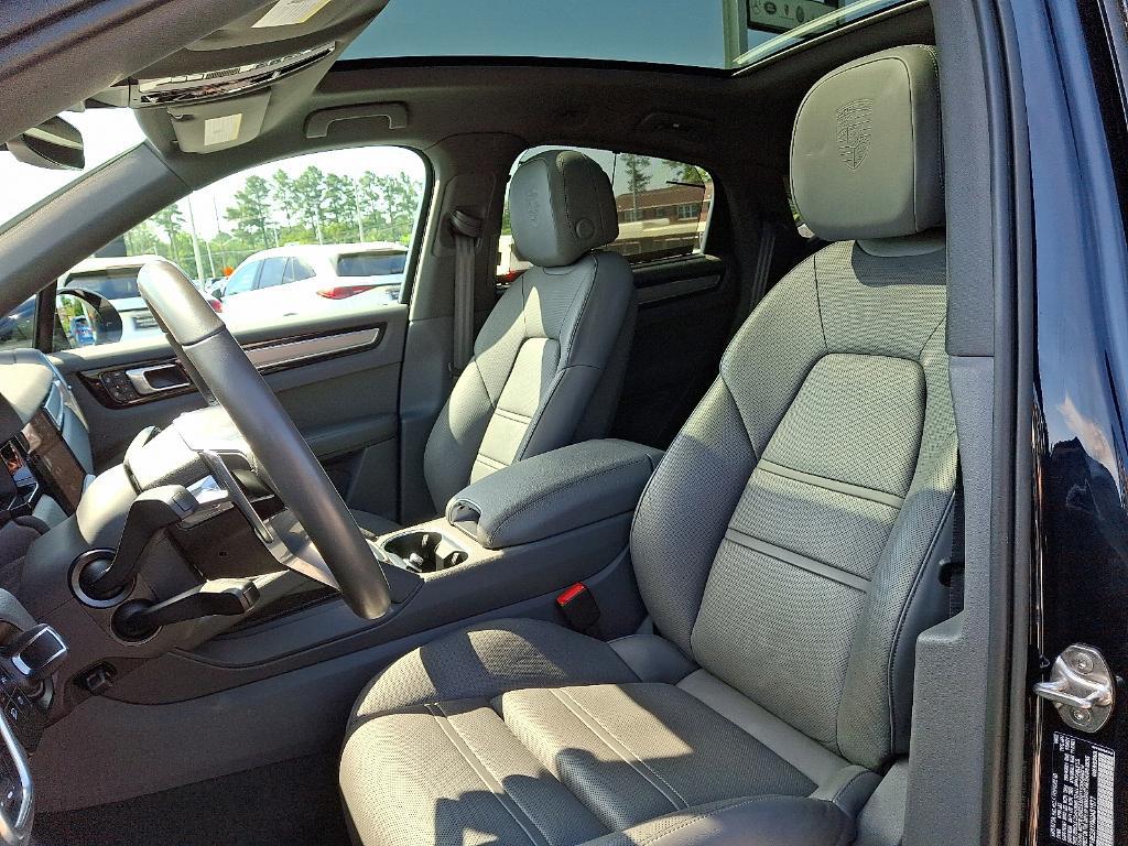 used 2022 Porsche Cayenne E-Hybrid Coupe car, priced at $74,900