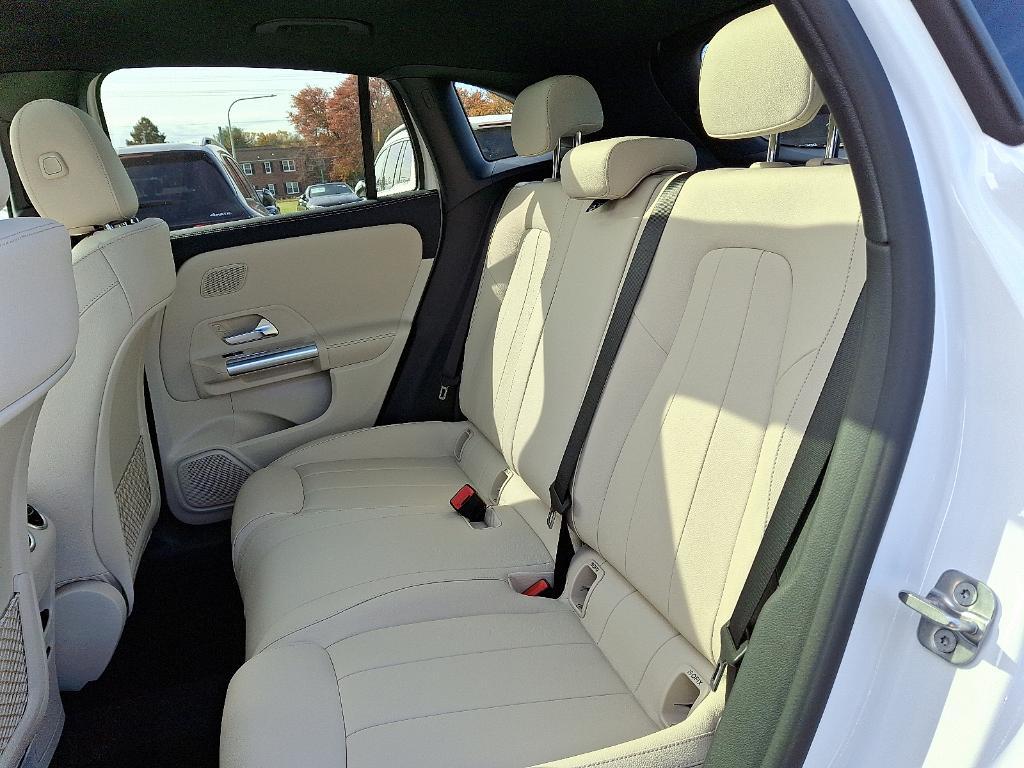 new 2026 Mercedes-Benz GLA 250 car, priced at $49,345