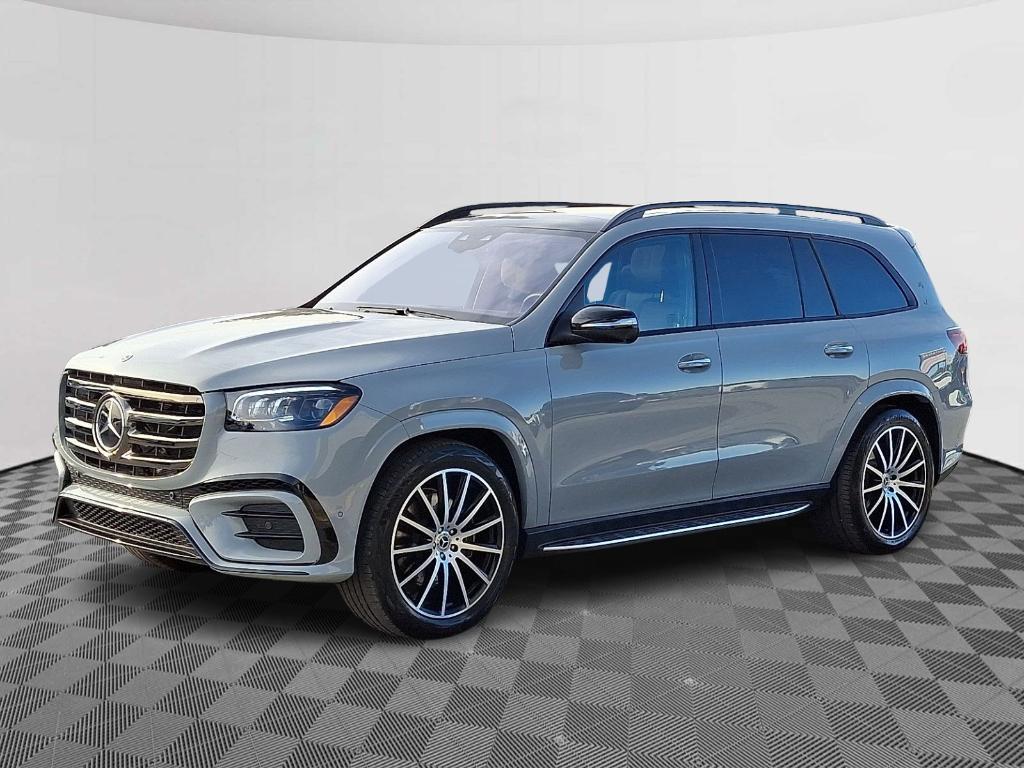 used 2025 Mercedes-Benz GLS 580 car, priced at $127,100
