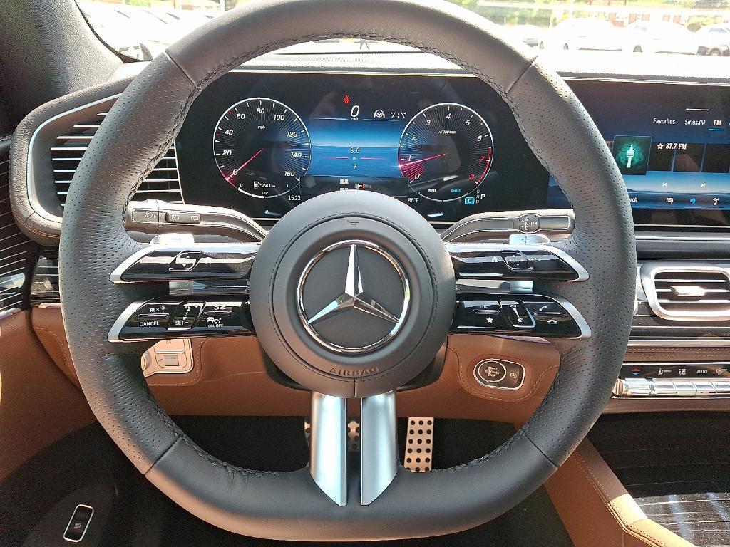 new 2025 Mercedes-Benz GLS 580 car, priced at $127,100