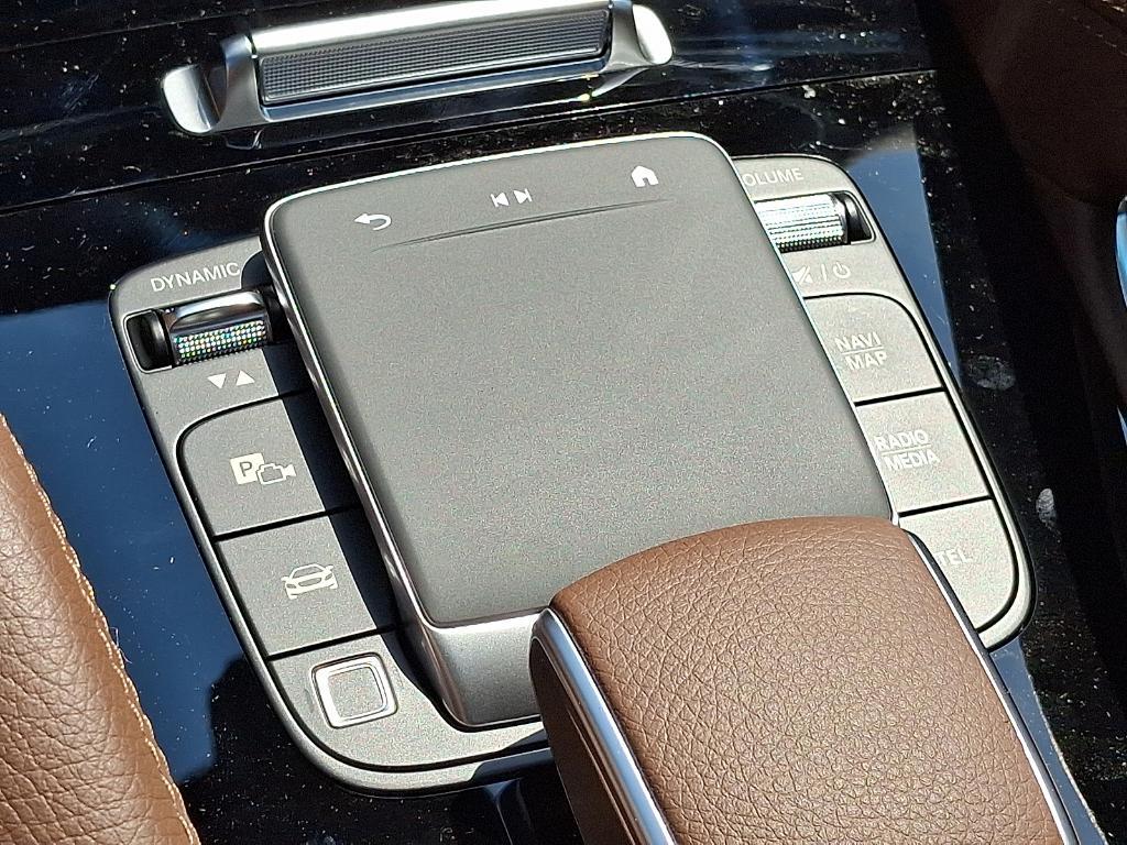 new 2025 Mercedes-Benz GLS 580 car, priced at $127,100