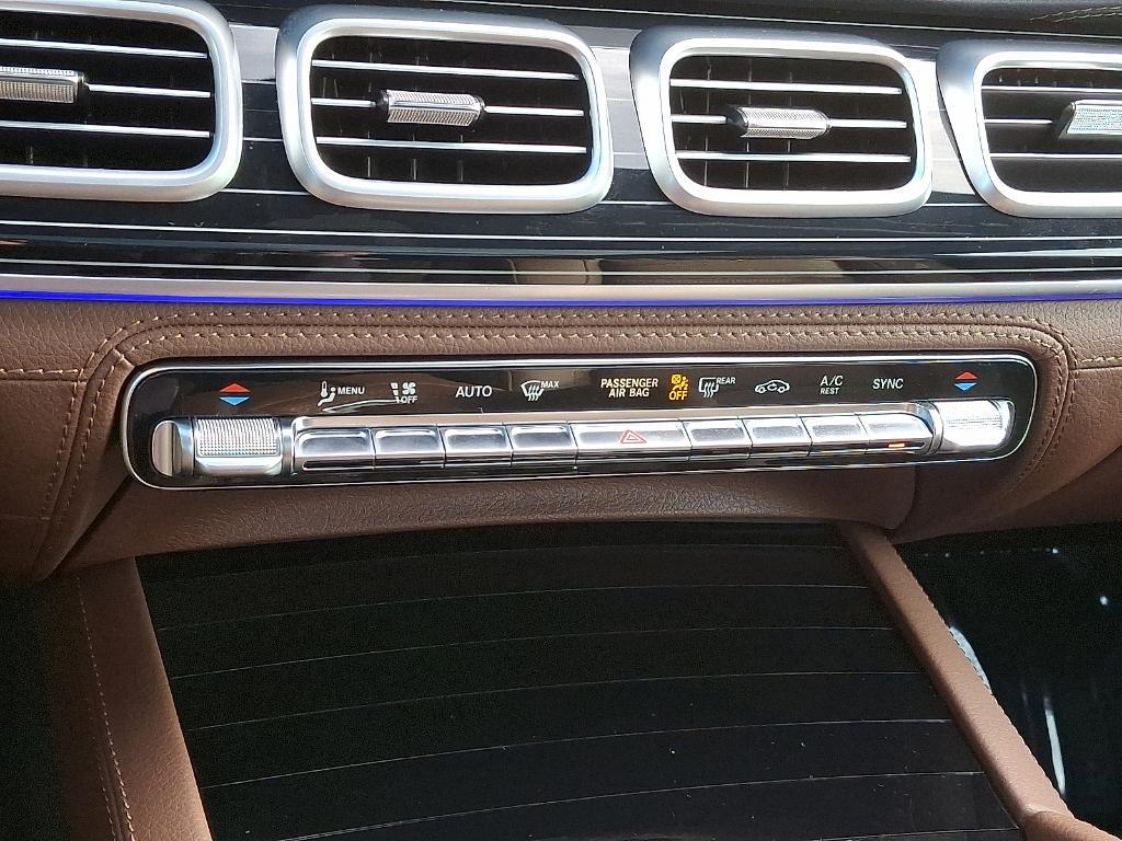 used 2025 Mercedes-Benz GLS 580 car, priced at $127,100