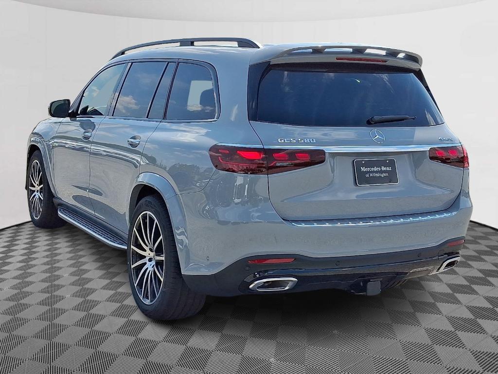 new 2025 Mercedes-Benz GLS 580 car, priced at $127,100