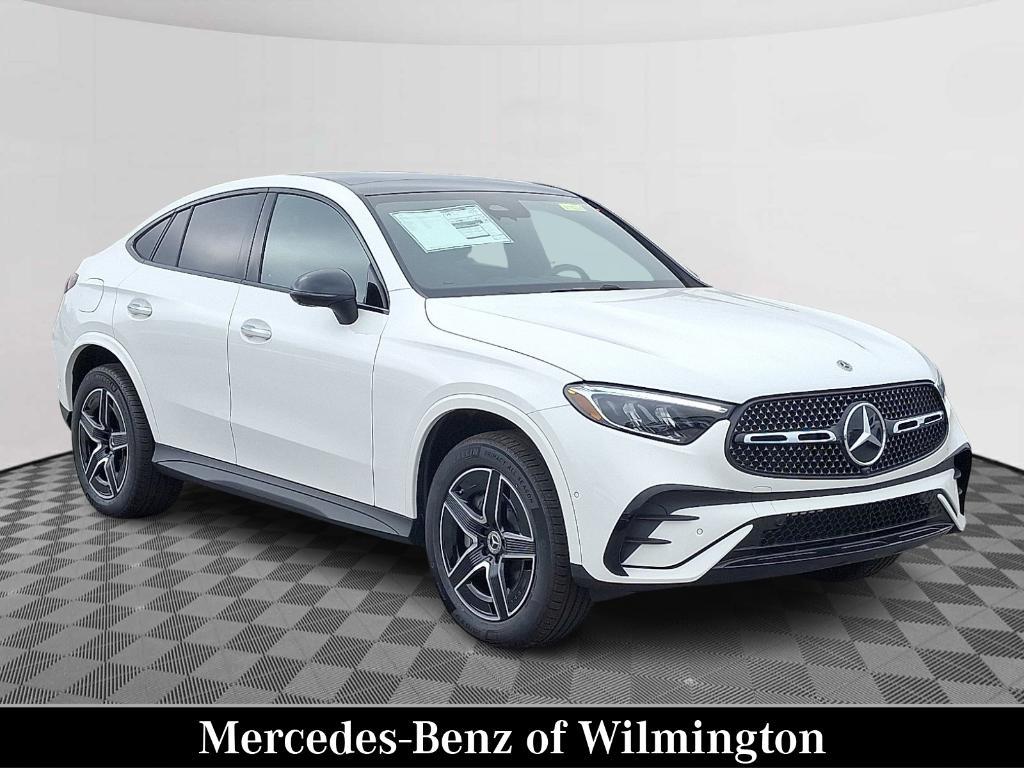 new 2025 Mercedes-Benz GLC 300 car, priced at $65,130