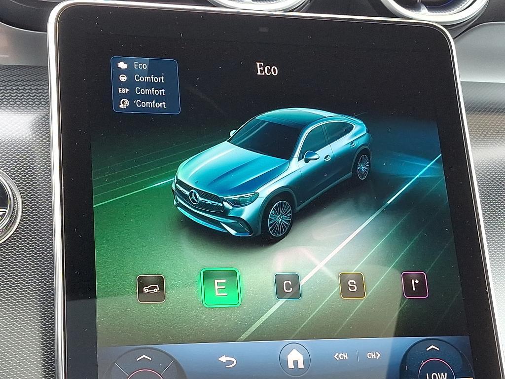 new 2025 Mercedes-Benz GLC 300 car, priced at $65,130
