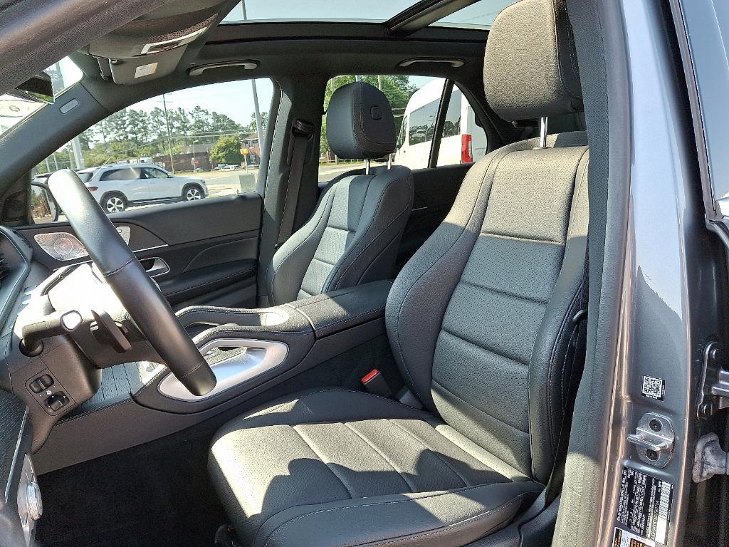 used 2022 Mercedes-Benz GLE 350 car, priced at $53,900