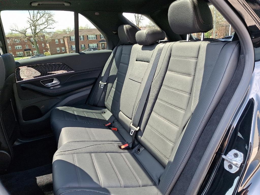 used 2025 Mercedes-Benz GLE 450 car, priced at $85,860