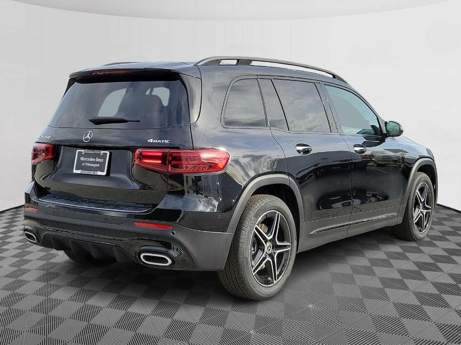 new 2024 Mercedes-Benz GLB 250 car, priced at $54,840