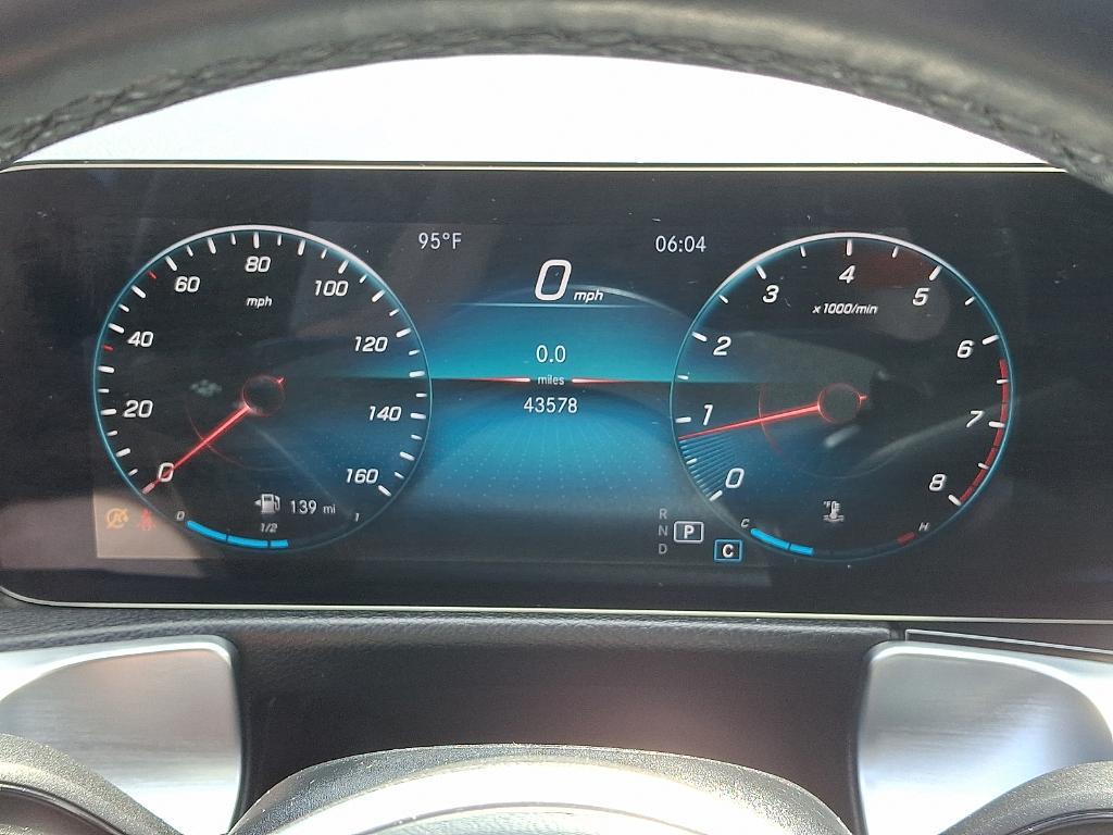 used 2022 Mercedes-Benz GLB 250 car, priced at $29,900