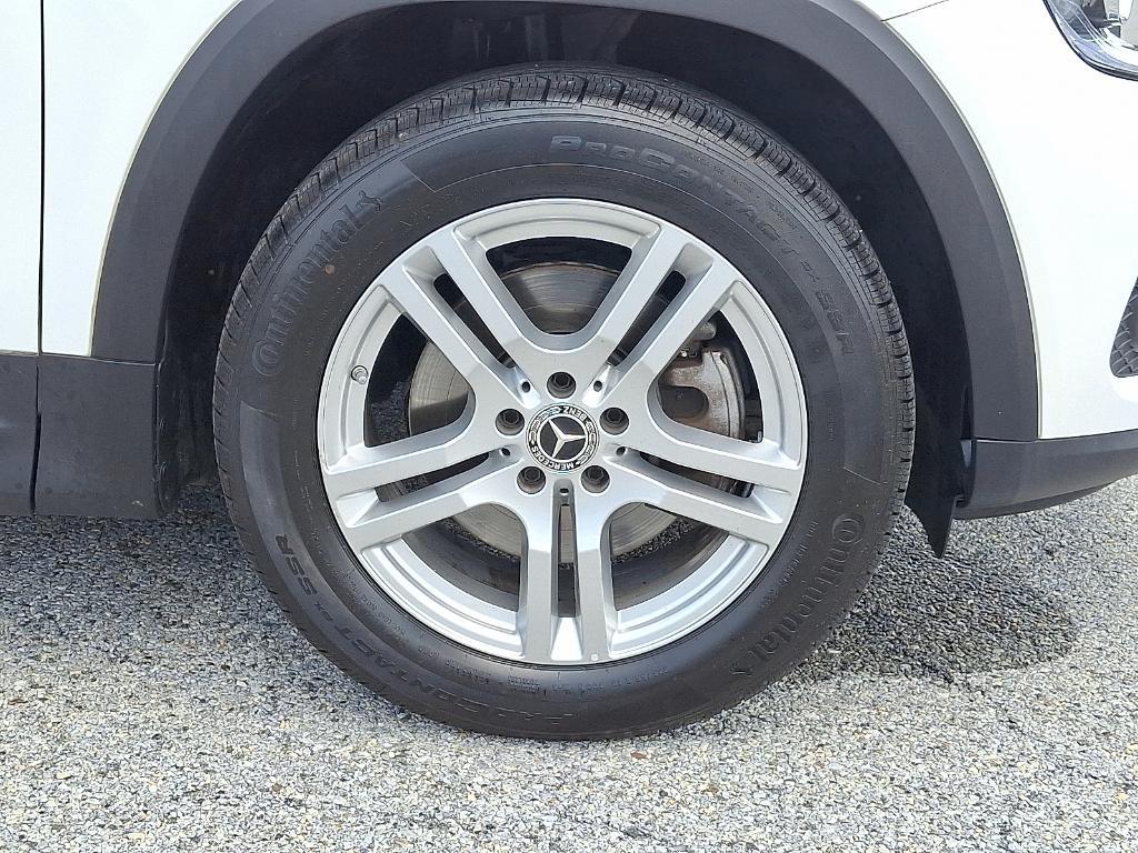 used 2022 Mercedes-Benz GLB 250 car, priced at $29,900