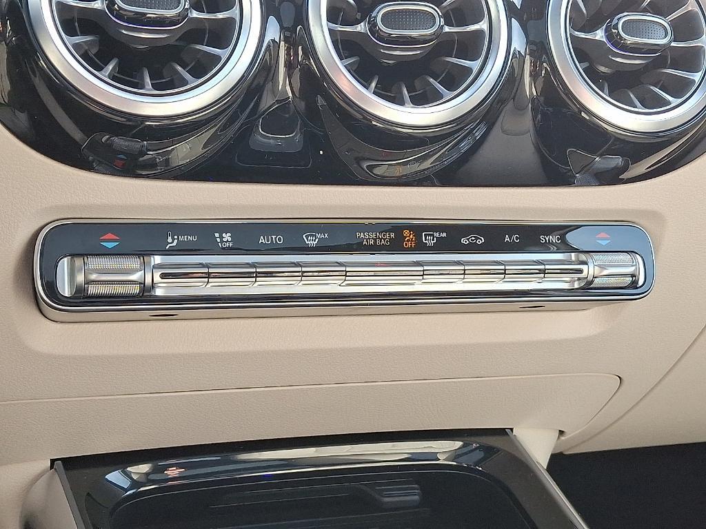 used 2025 Mercedes-Benz GLA 250 car, priced at $43,900