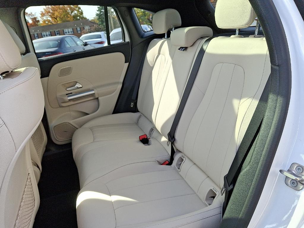 used 2025 Mercedes-Benz GLA 250 car, priced at $43,900