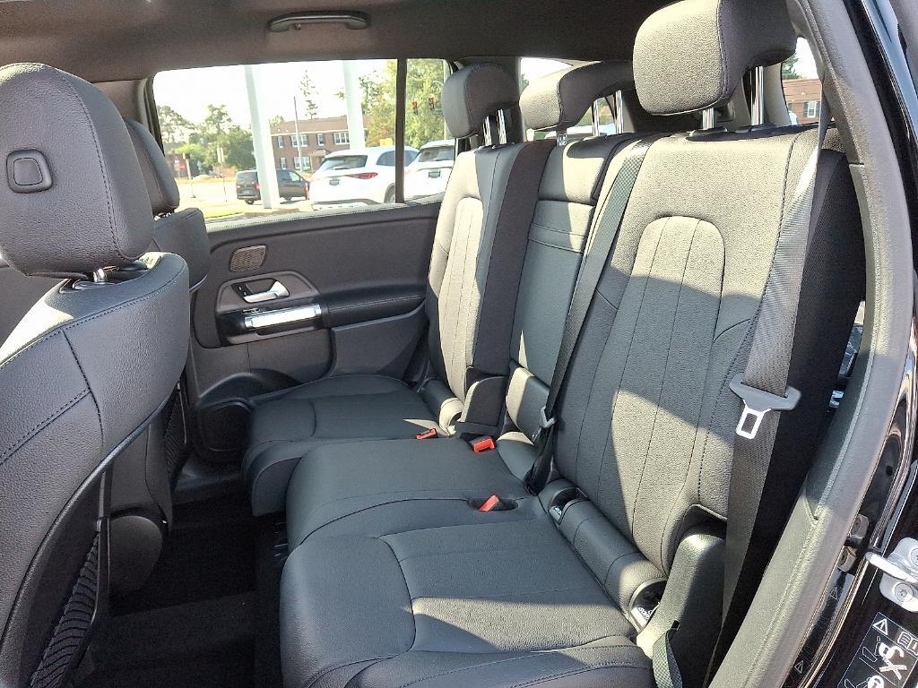 new 2026 Mercedes-Benz GLB 250 car, priced at $52,310