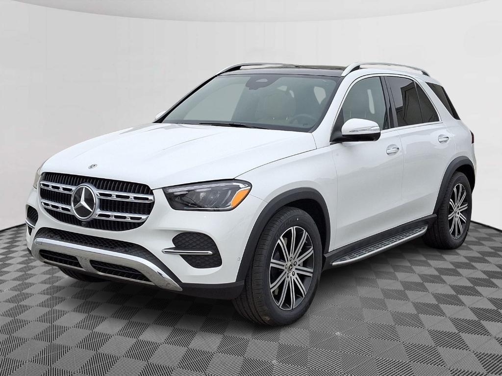 new 2025 Mercedes-Benz GLE 450 car, priced at $81,375