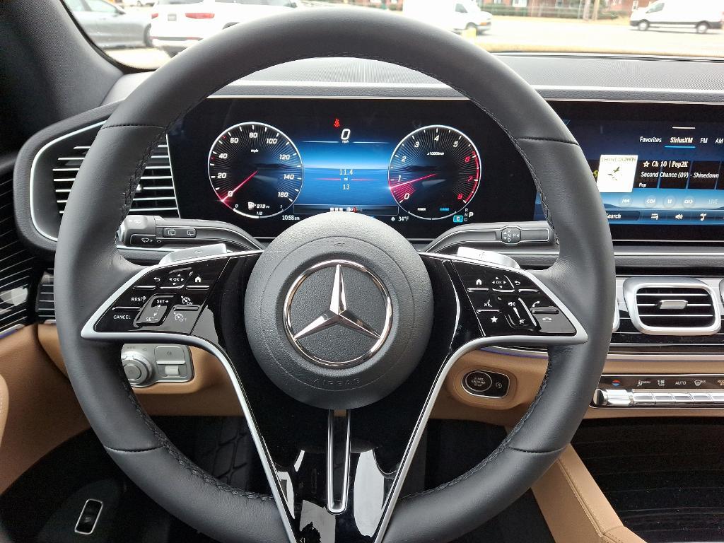new 2025 Mercedes-Benz GLE 450 car, priced at $81,375