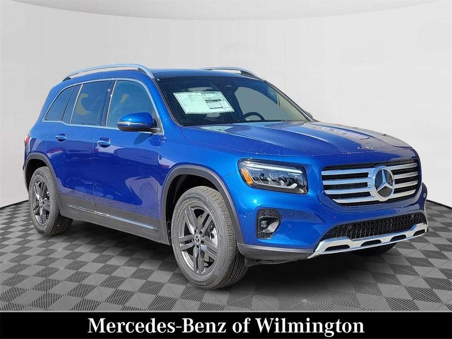 new 2024 Mercedes-Benz GLB 250 car, priced at $53,055