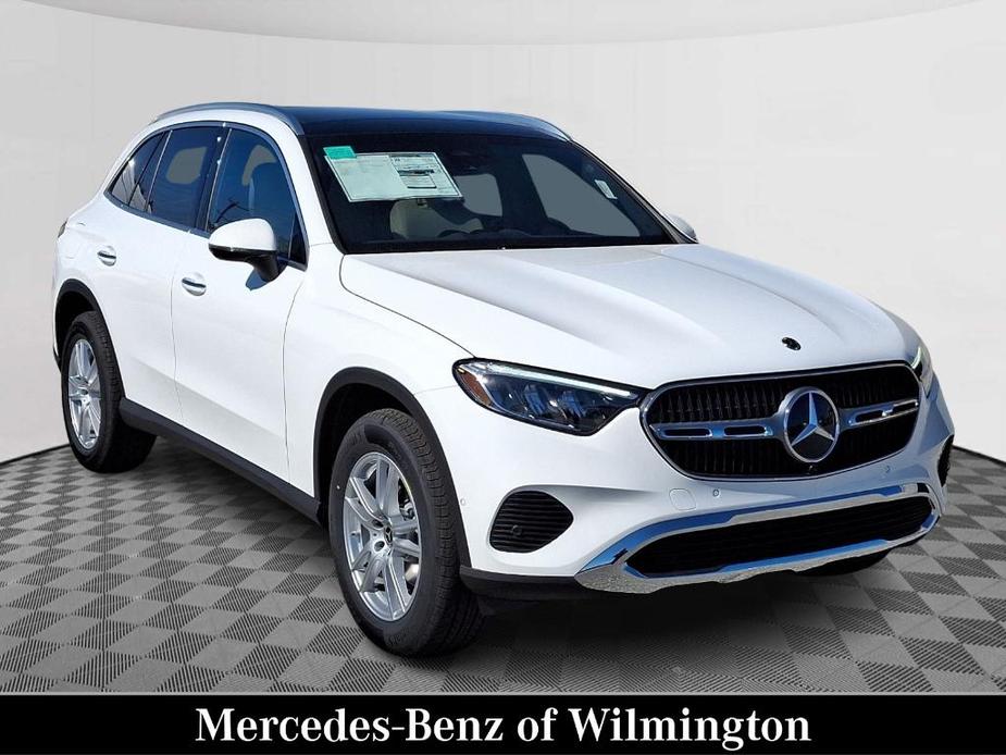 new 2025 Mercedes-Benz GLC 300 car, priced at $56,935