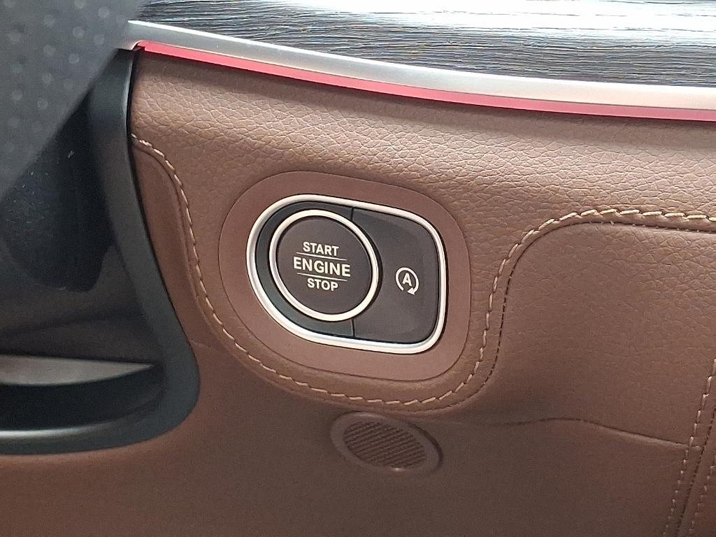 new 2025 Mercedes-Benz AMG GLE 53 car, priced at $97,045