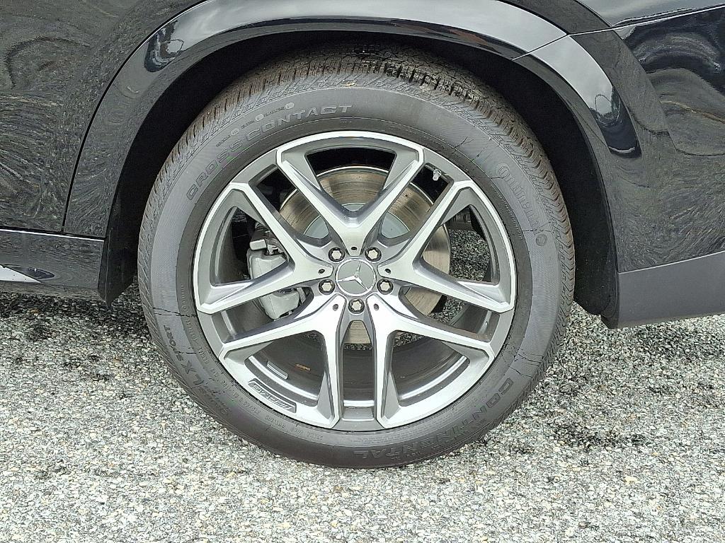 new 2025 Mercedes-Benz AMG GLE 53 car, priced at $97,045