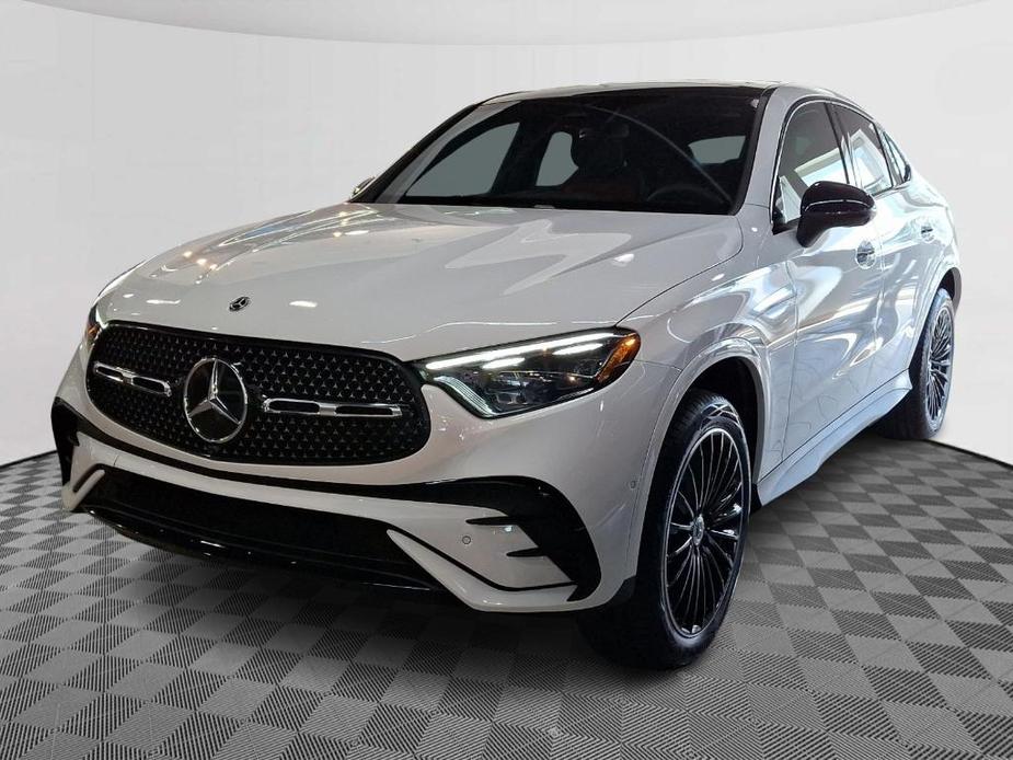 new 2025 Mercedes-Benz GLC 300 car, priced at $69,155