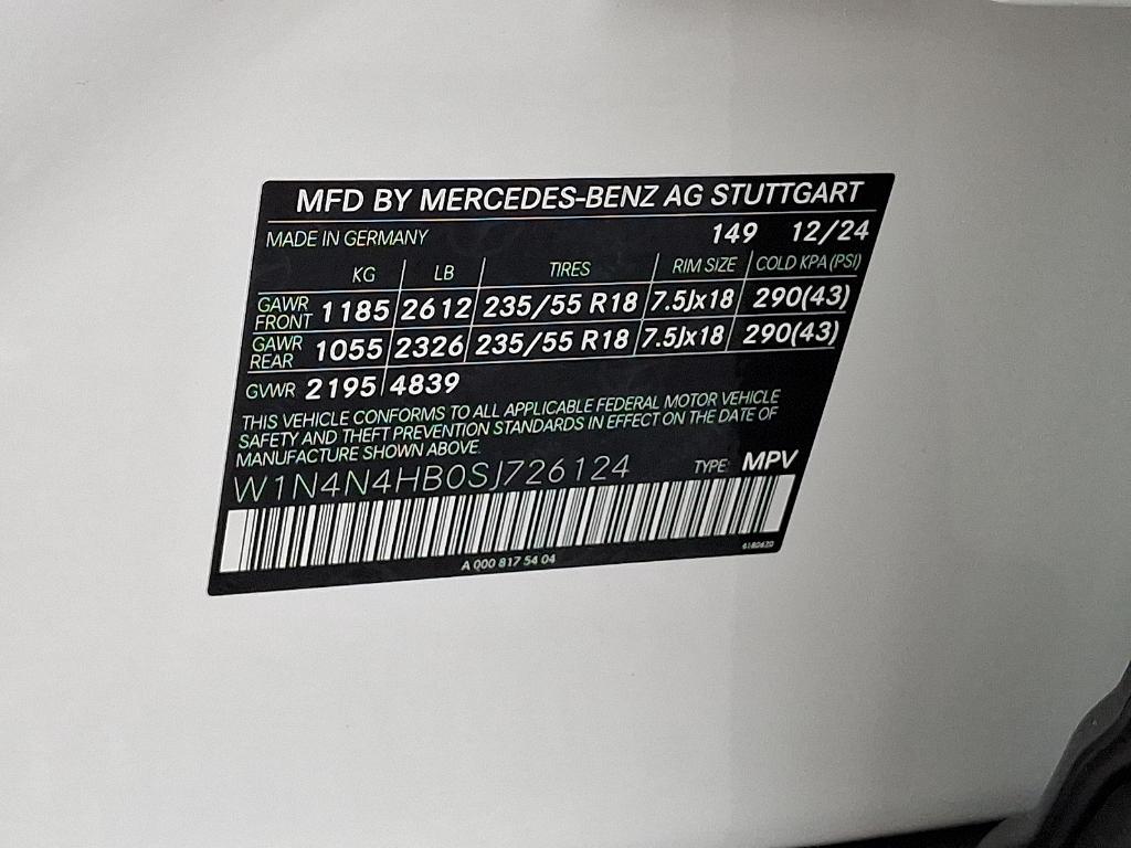 new 2025 Mercedes-Benz GLA 250 car, priced at $47,295