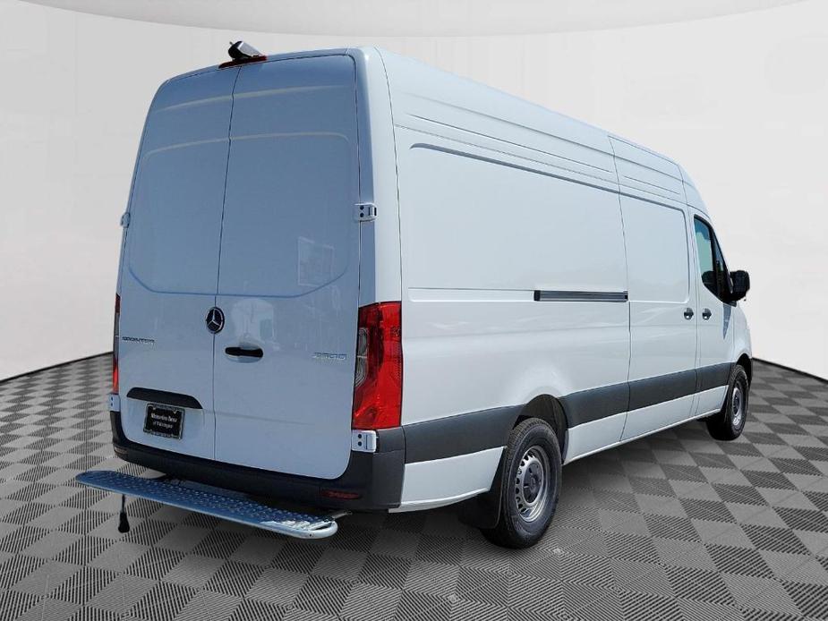 new 2024 Mercedes-Benz Sprinter 2500 car, priced at $65,757