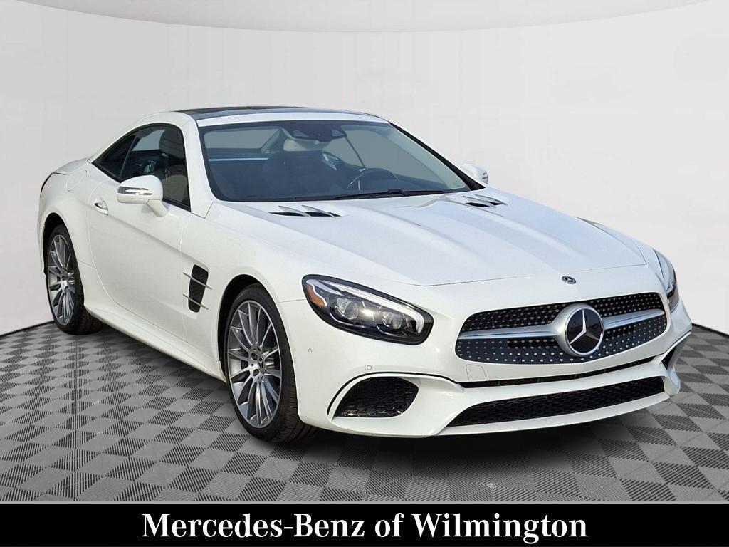 used 2020 Mercedes-Benz SL 550 car, priced at $79,900