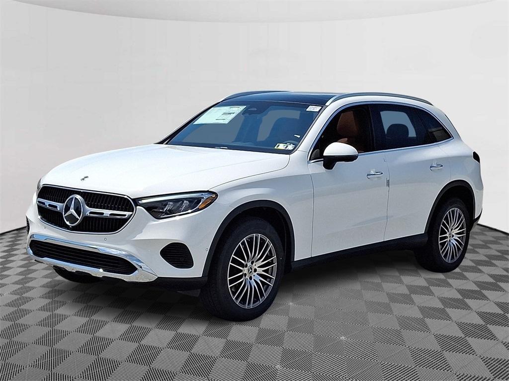 new 2025 Mercedes-Benz GLC 300 car