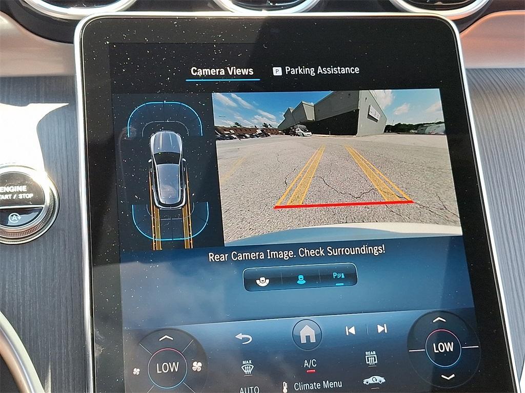 new 2025 Mercedes-Benz GLC 300 car