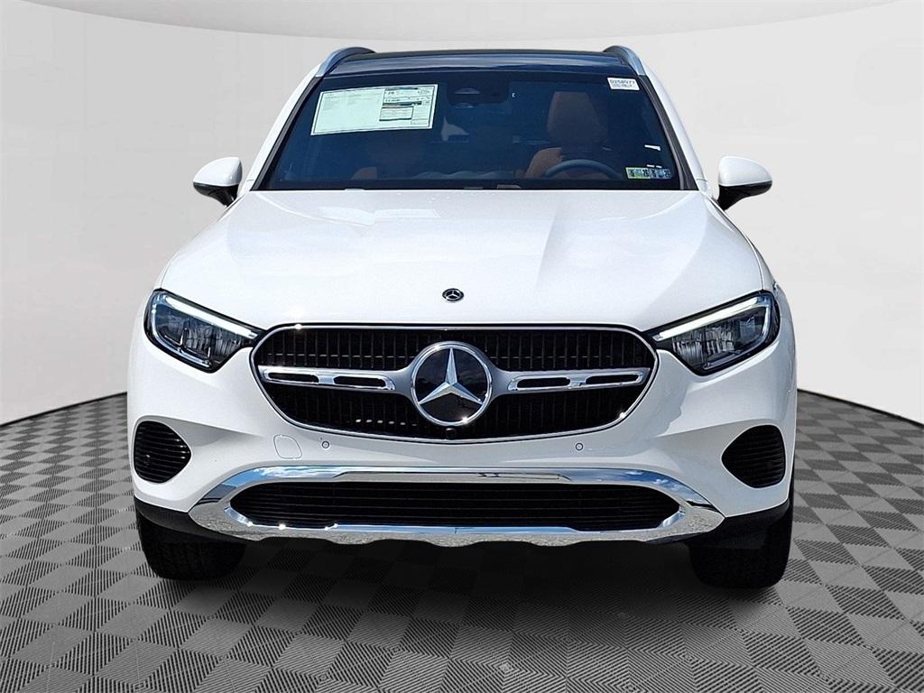 new 2025 Mercedes-Benz GLC 300 car