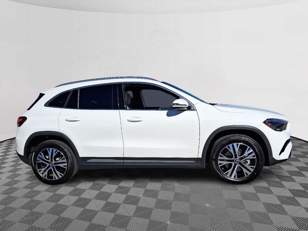used 2025 Mercedes-Benz GLA 250 car, priced at $44,250