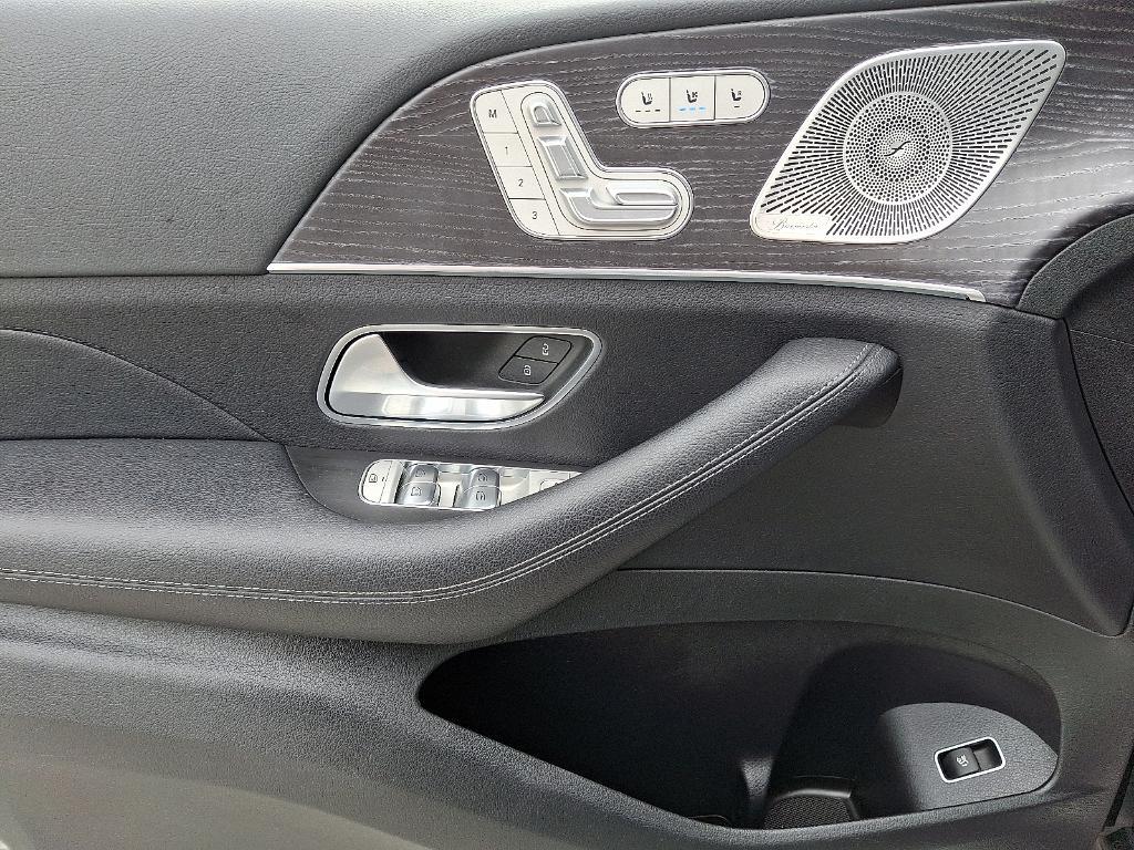 used 2021 Mercedes-Benz GLS 580 car, priced at $48,900