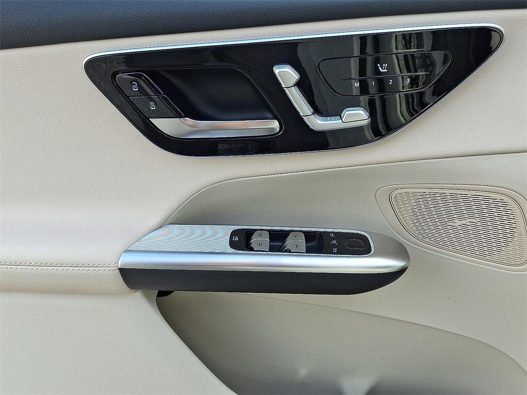 new 2026 Mercedes-Benz GLC 300 car, priced at $54,585