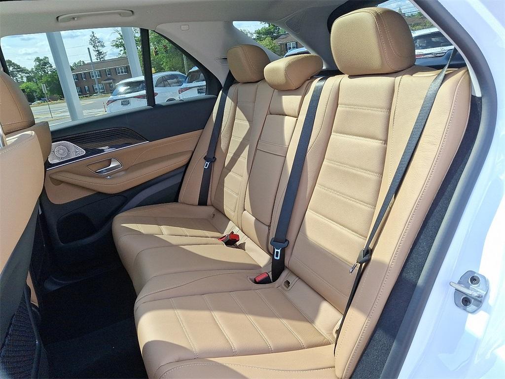 new 2026 Mercedes-Benz GLE 450 car, priced at $82,005